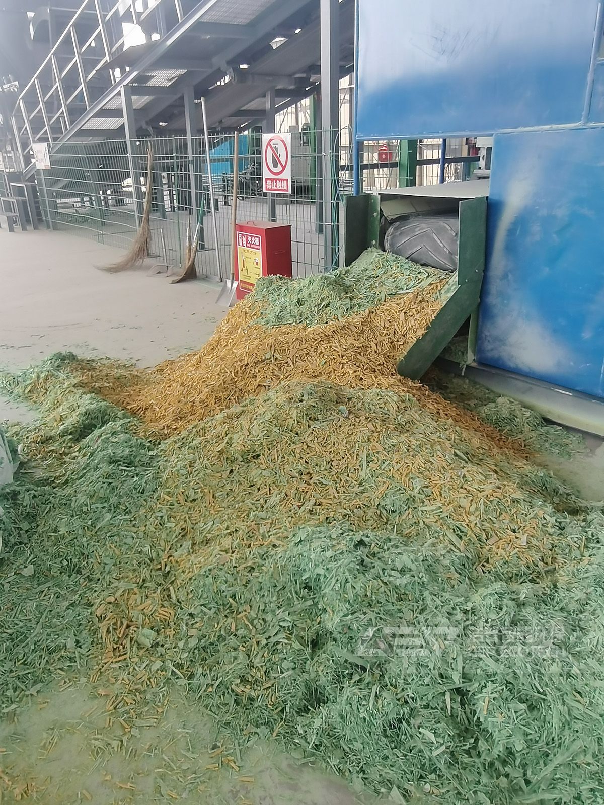 風(fēng)機(jī)葉片破碎