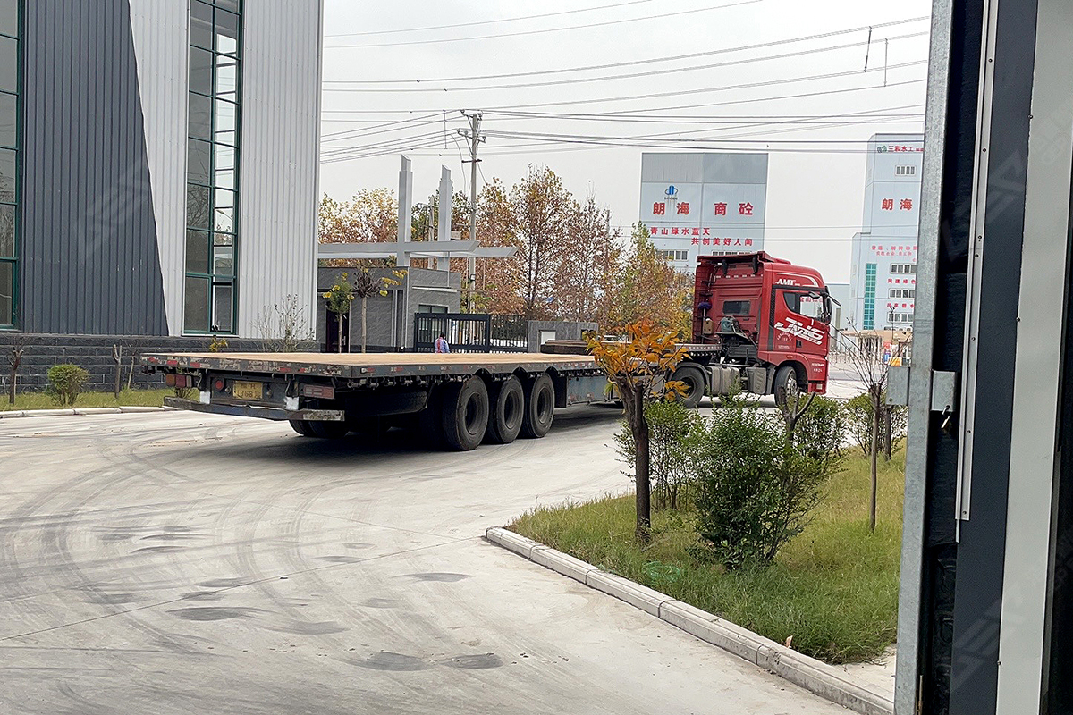 潔普兩臺(tái)智能電子垃圾破碎設(shè)備順利發(fā)貨