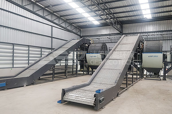 一臺廢舊輪胎破碎機多少錢？