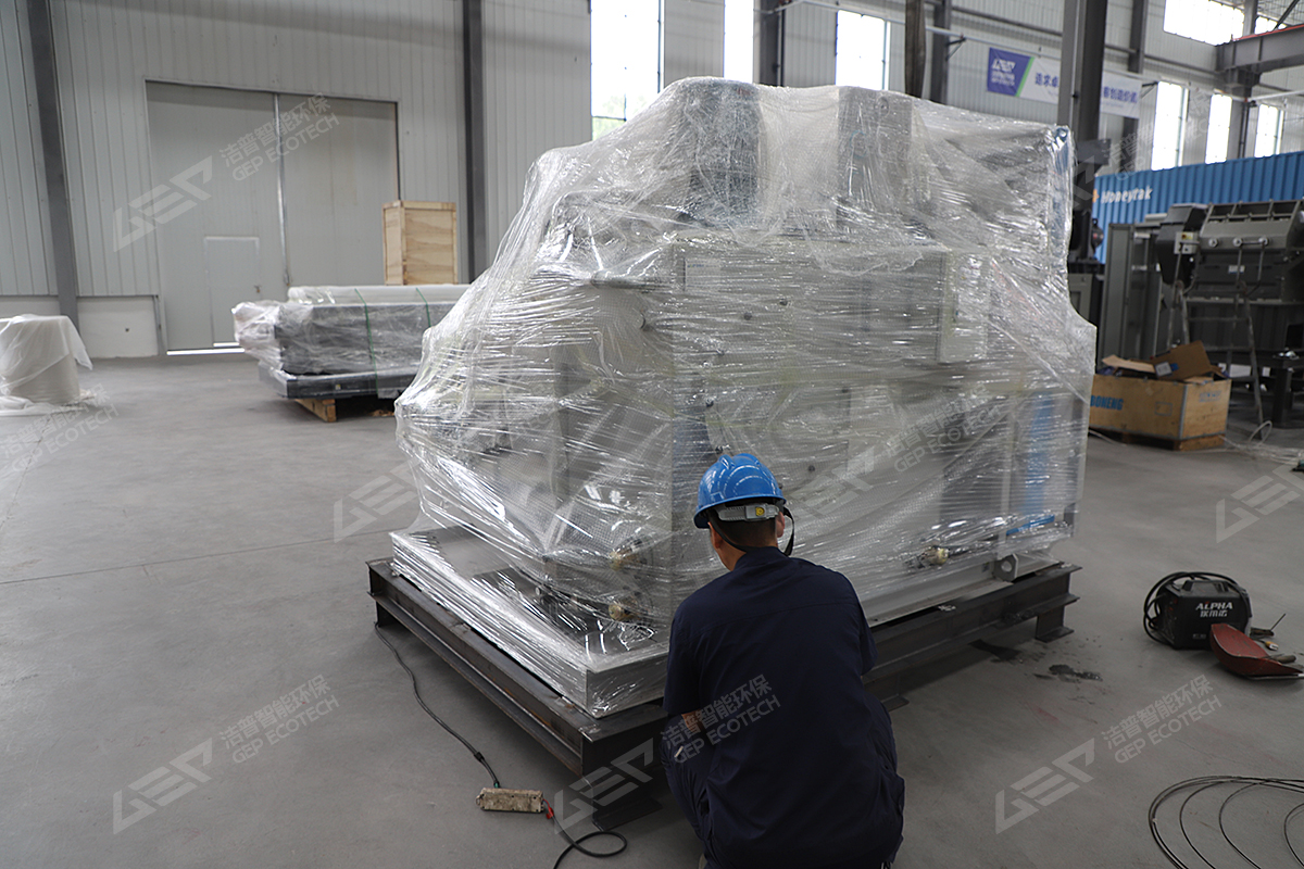 潔普兩臺(tái)智能電子垃圾破碎設(shè)備順利發(fā)貨