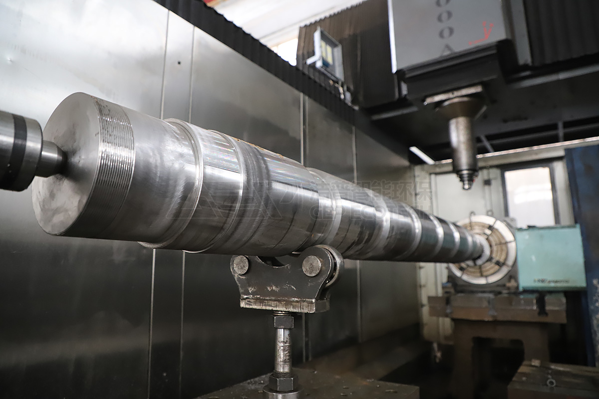 撕碎機加工過程