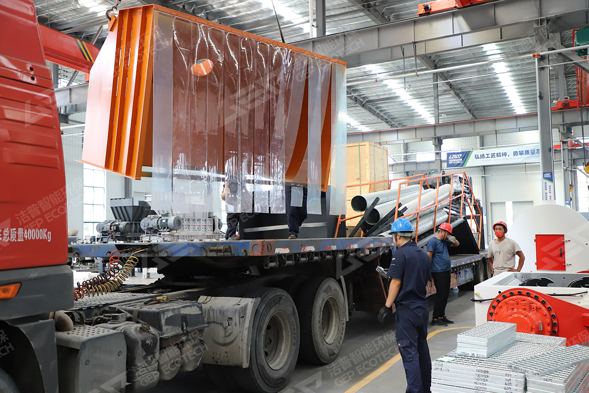 玻璃纖維廢絲循環(huán)再利用！潔普GS3玻璃纖維破碎設(shè)備順利發(fā)貨！