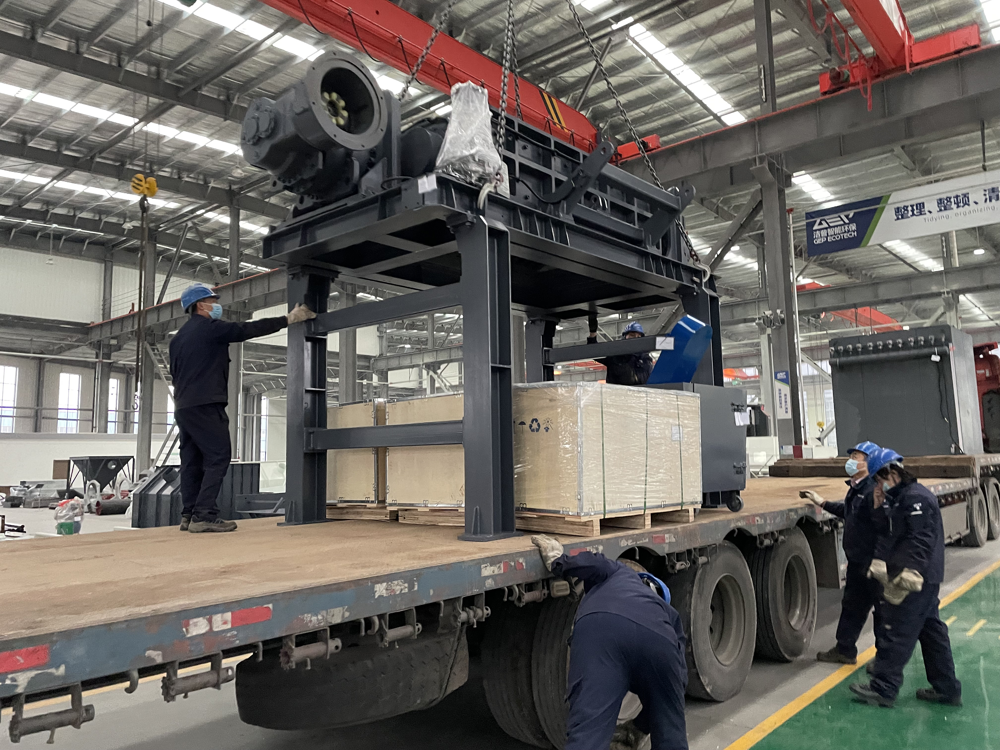 潔普兩臺(tái)智能電子垃圾破碎設(shè)備順利發(fā)貨