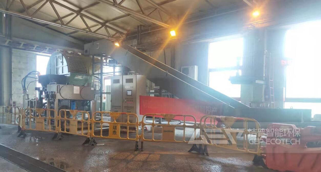 澳門廢舊輪胎破碎處理生產(chǎn)線項(xiàng)目