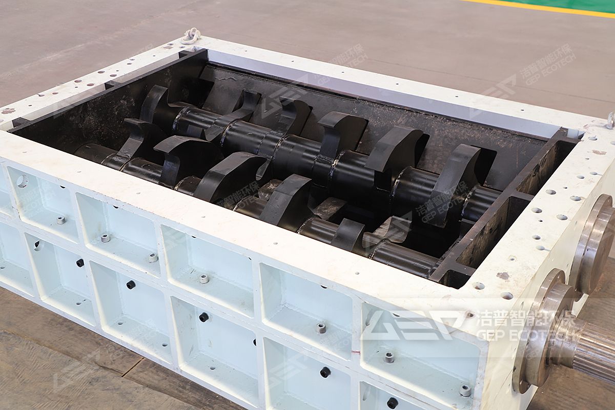 粗碎機(jī)刀箱