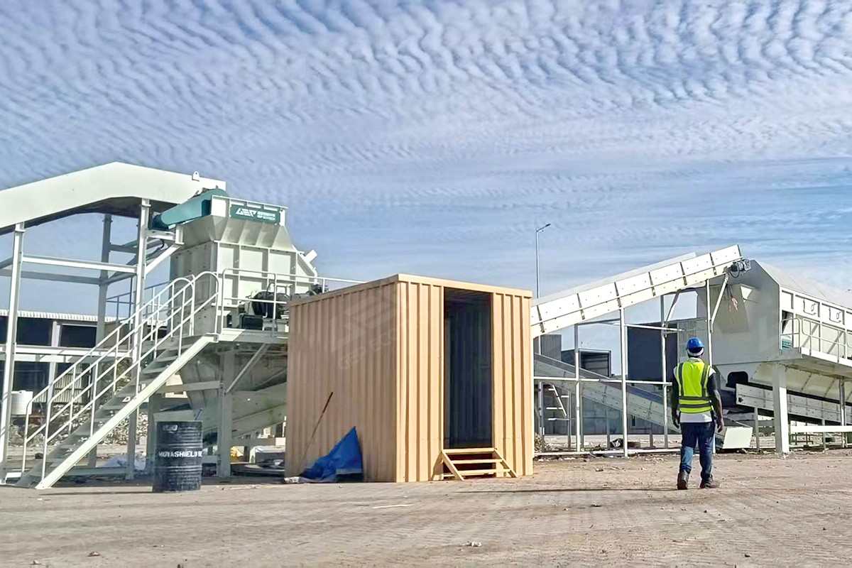 垃圾破袋機(jī)