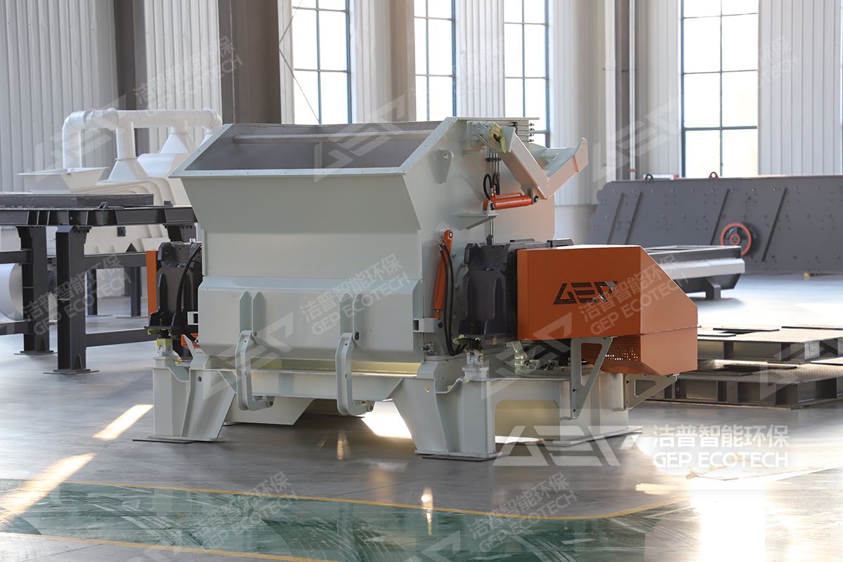 單輥細(xì)碎機(jī)