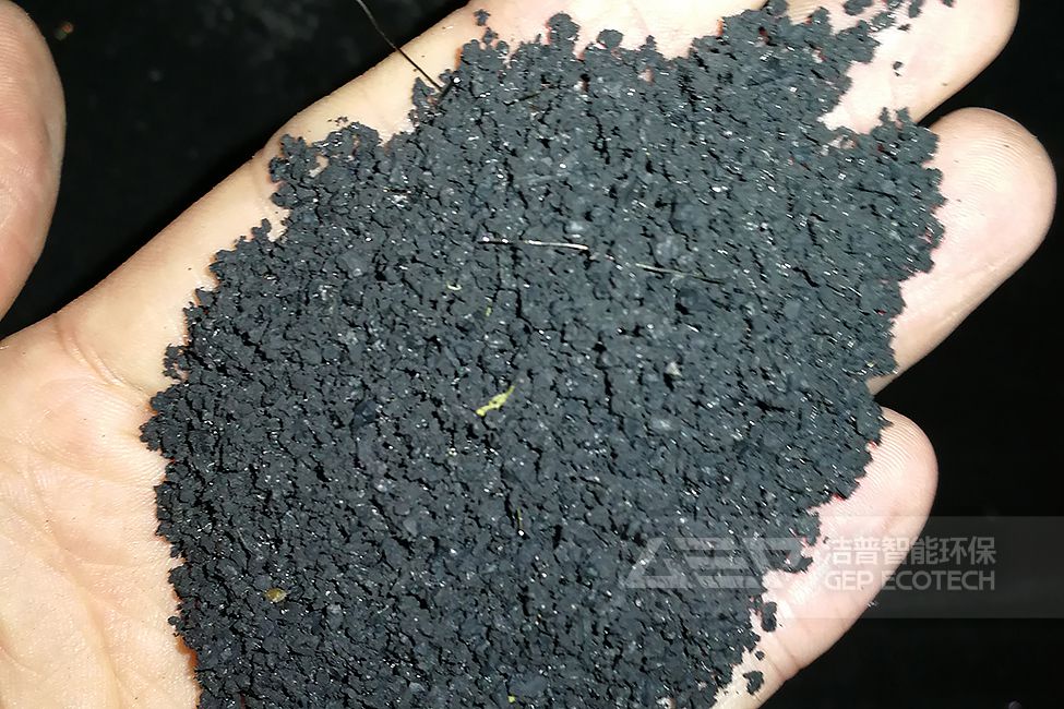 山東輪胎粉碎生產(chǎn)線(xiàn)項(xiàng)目